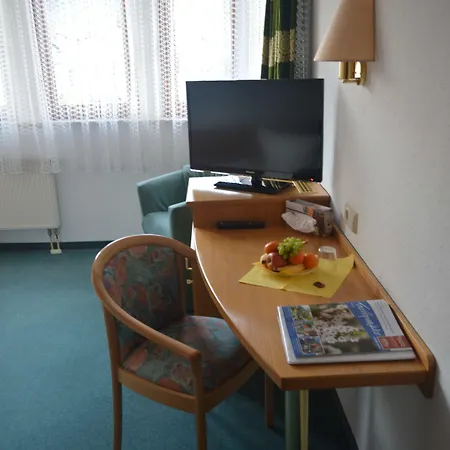 Garni Adler Post 3* 바이에르스브론