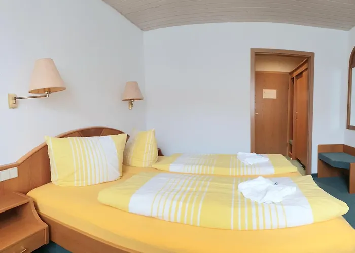 Hotel Garni Adler Post 3*